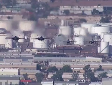 Εντυπωσιακό βίντεο: F-35 και F-16 σε σχηματισμό όπως φαίνονται από ελικόπτερο